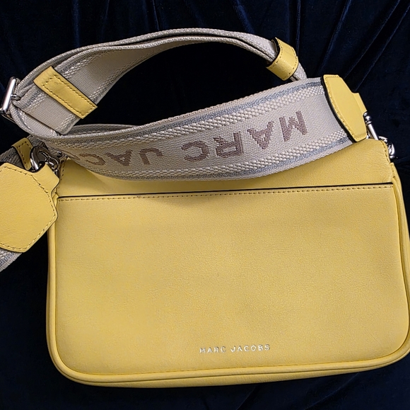 MARC JACOBS The J Marc Shoulder Bag - Picture 4 of 11